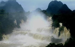 梦见下大雨发大水