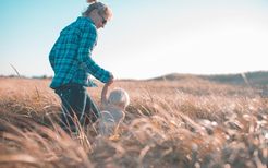 孕妇梦见别人生孩子是什么意思