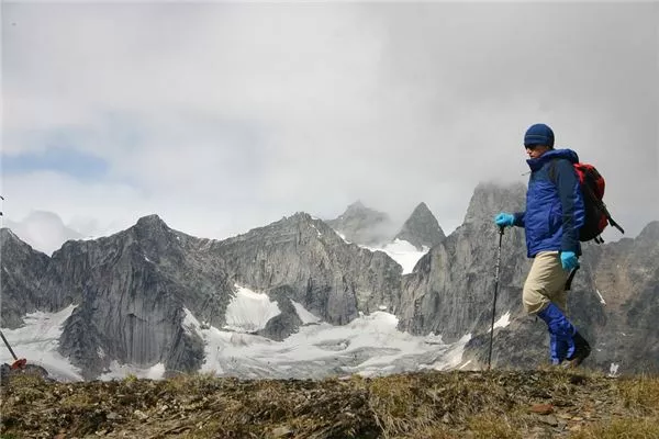 梦见上山下山是什么意思