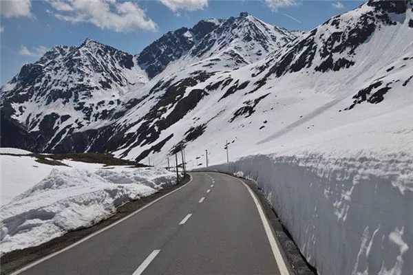 梦见山顶积雪是什么意思