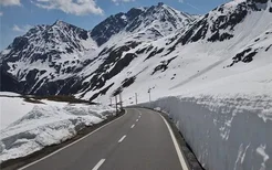 梦见山顶积雪